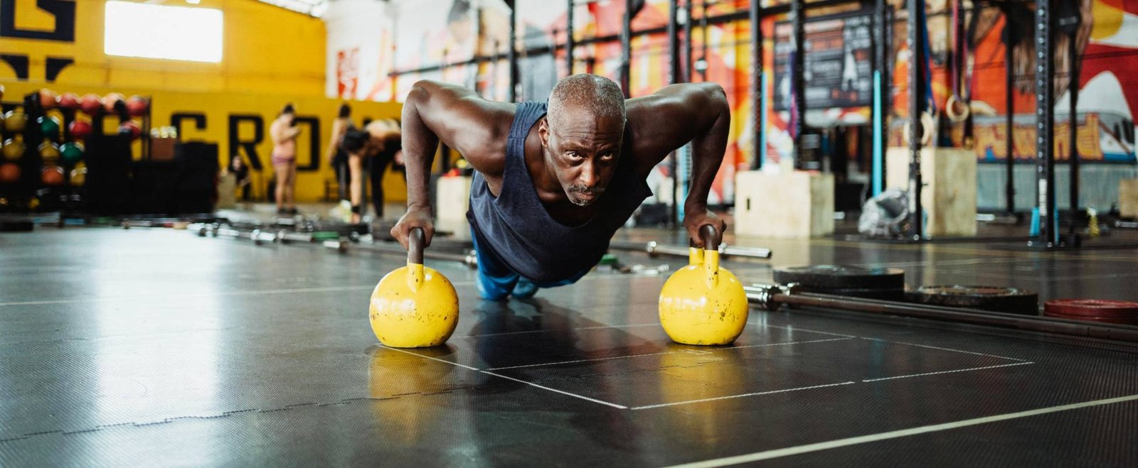 man working out to remove dad bod